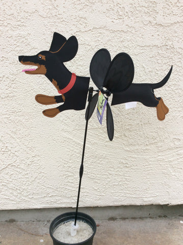 Flag/ wind spinner -Dachshund Black & Tan Call 714)402-7327 for NEW Black and Red Dachshund