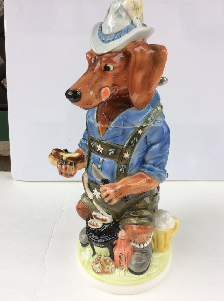 Bavarian Beer Stein - Dachshund. OUT OF STOCK>>NOT AVAILABLE FOR SHIPPING 1 Liter.  10th edition in the man’s best friend Series.limited edition.